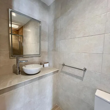 Apartment Moderno Con Gran Terraza *